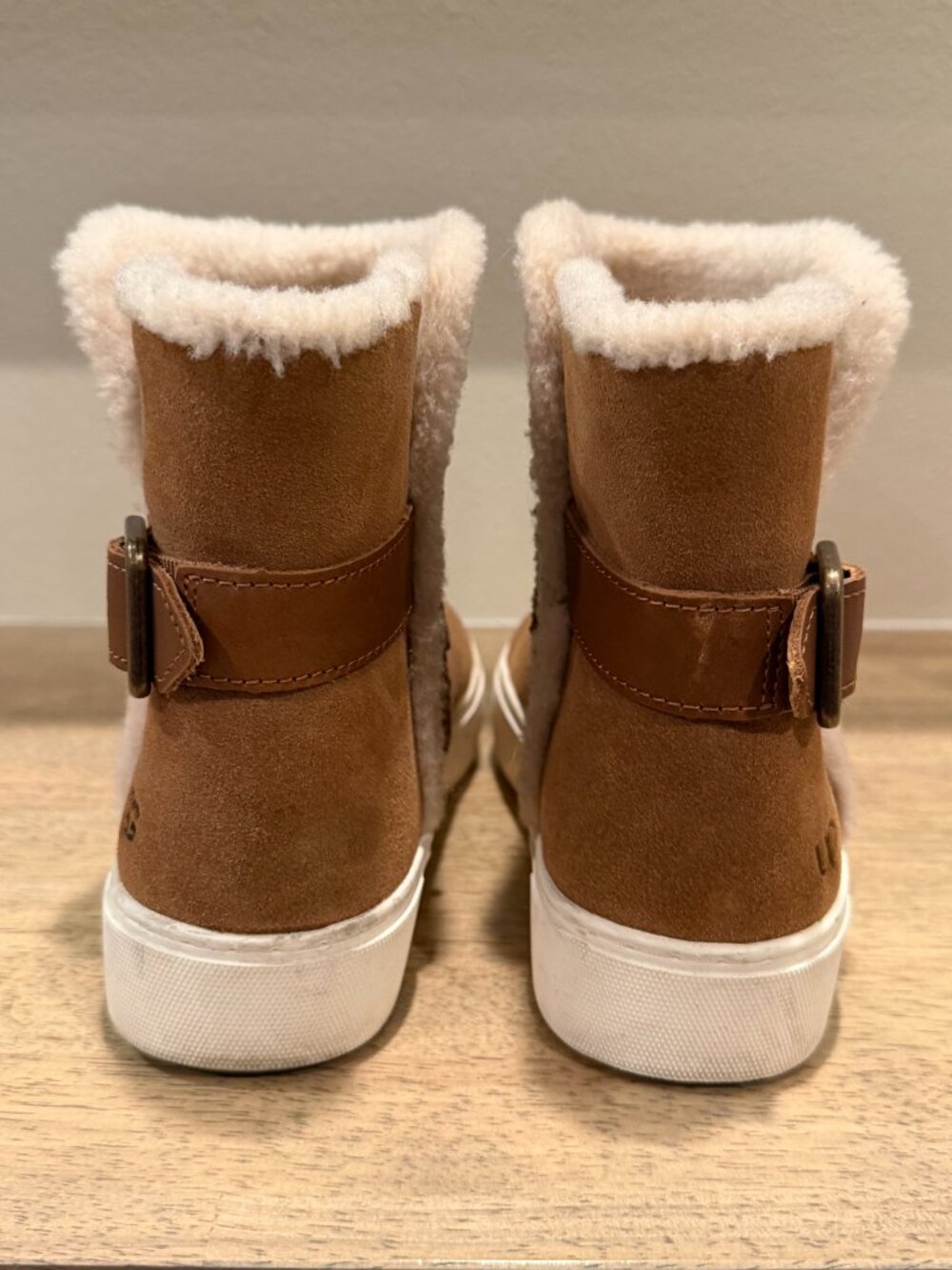 UGG Aika Chestnut Suede Buckle Sneaker Boots Size 7.5 - Picture 6 of 10